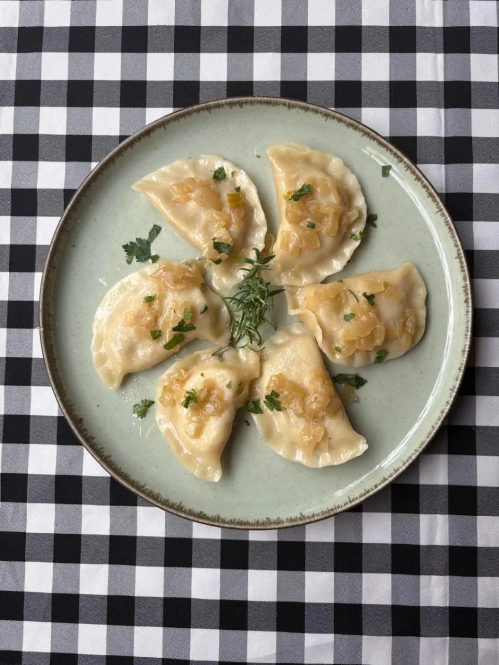 Pierogi z mięsem (6 szt)
