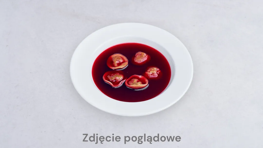 Barszcz czerwony z uszkami
