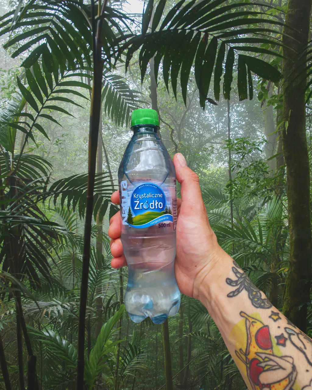 Woda niegazowana 0,5 l (500ml)