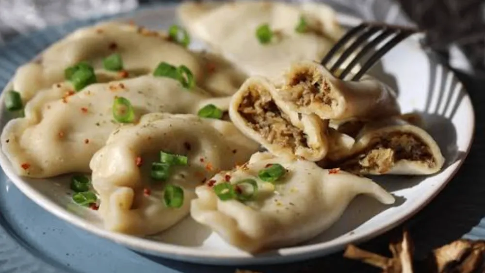 Pierogi z kapustą i grzybami