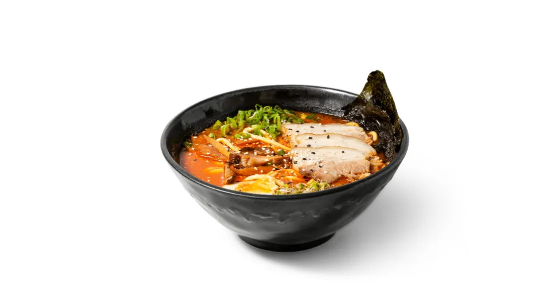 Spicy tonkotsu ramen Z wieprzowiną