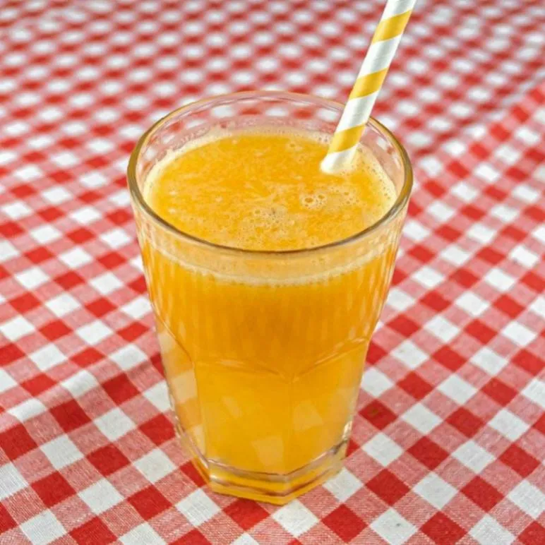 Sok Świeżo Wyciskany Pomarańczowy