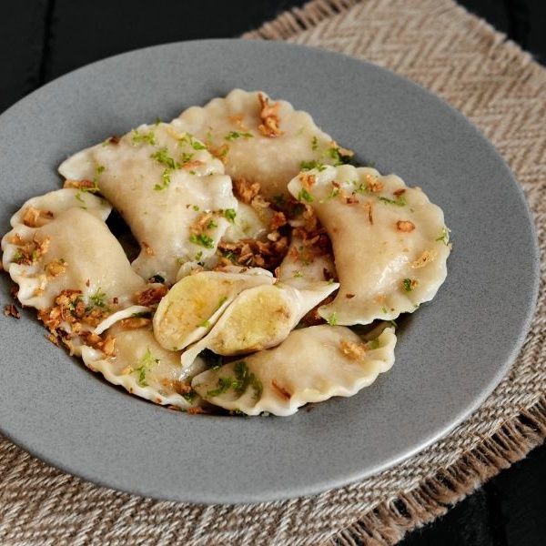 Pierogi ukraińskie z ziemniakami