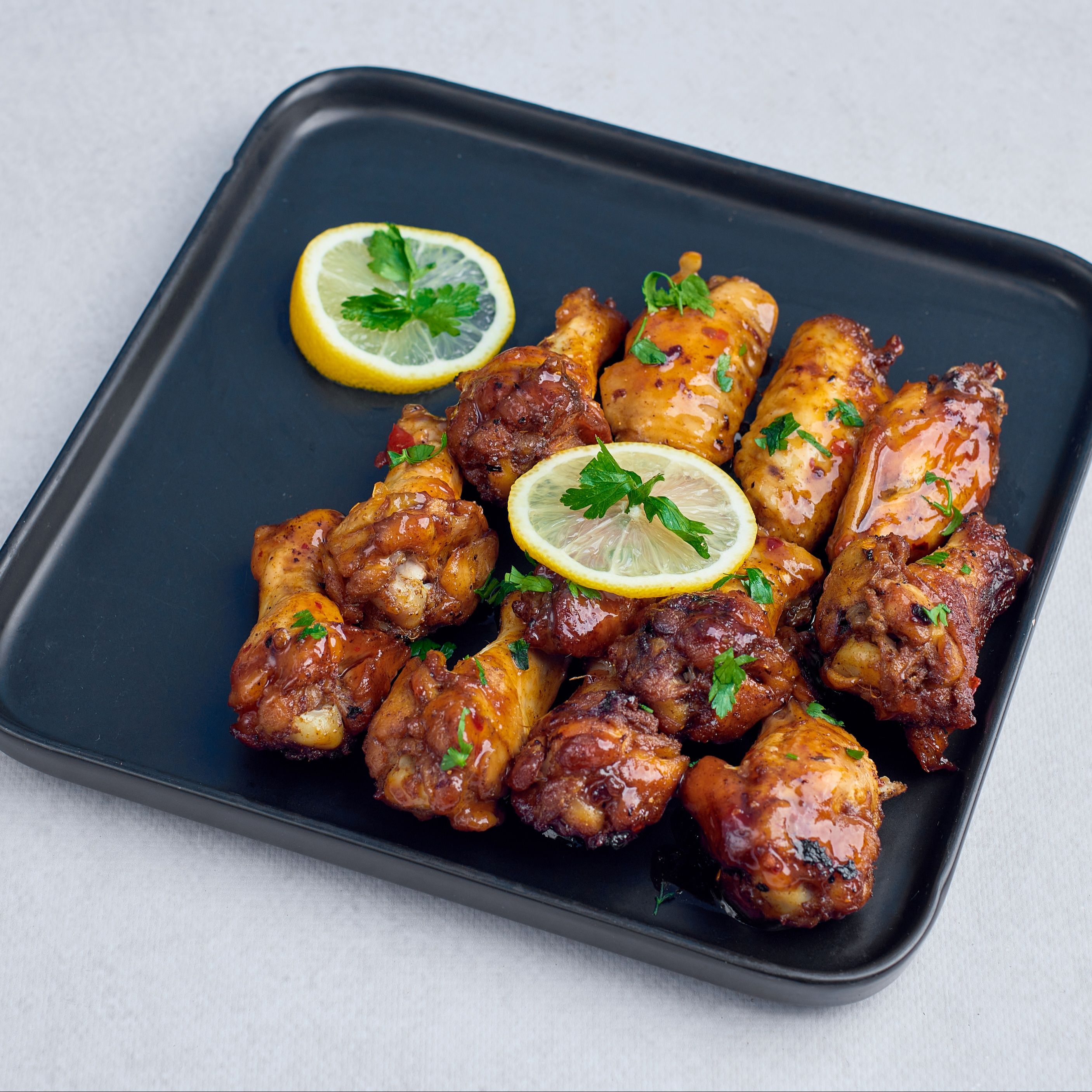 6 The Nesters Special Wings (6 Specjalne skrzydelka Nesters)