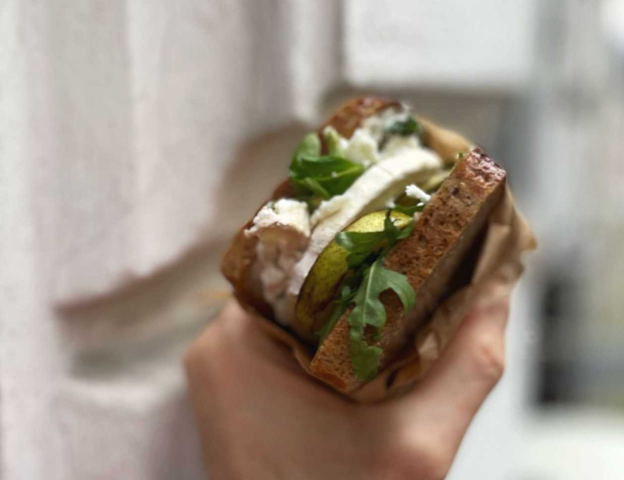 GOAT CHEESE SANDWICH