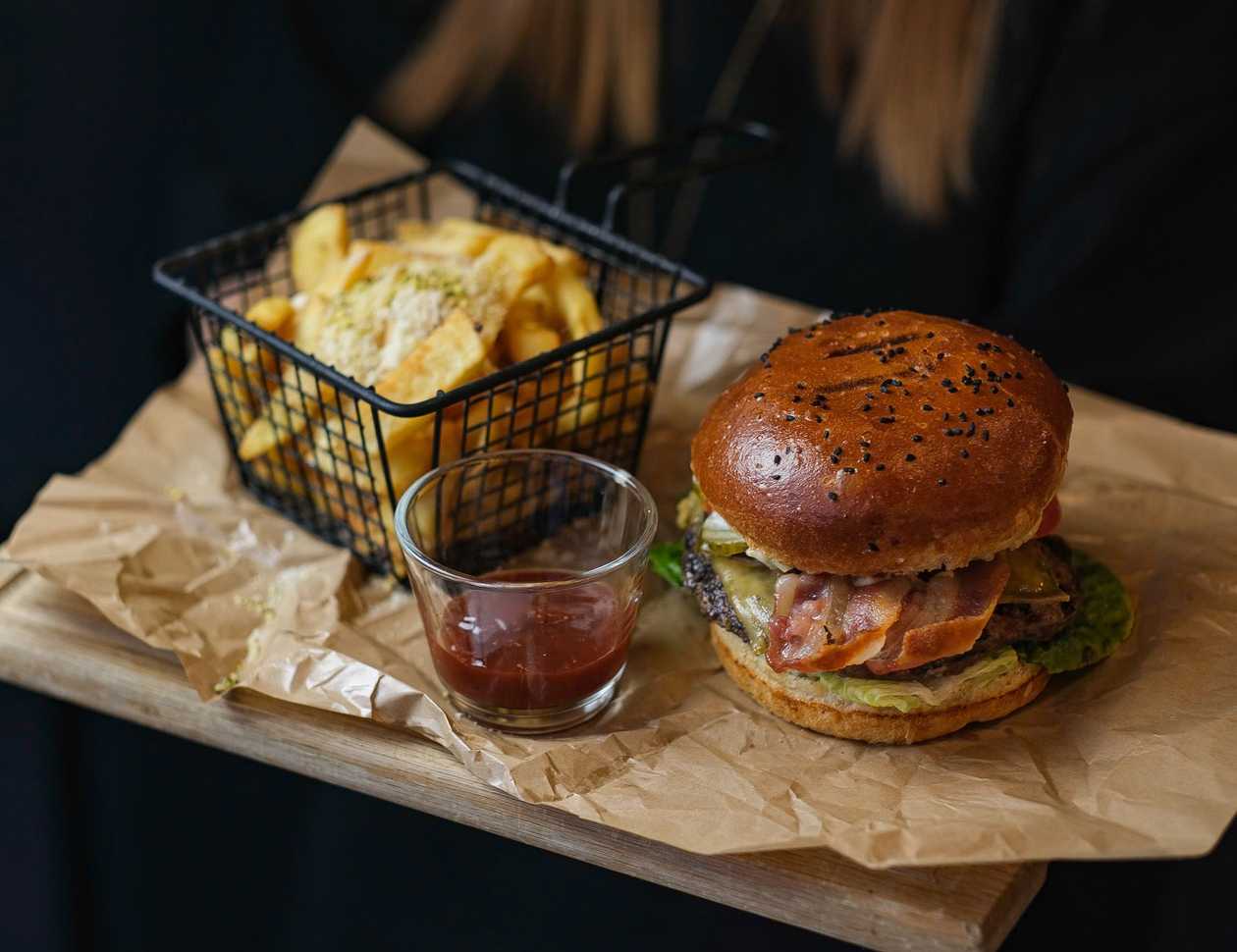 DZIEŃ I NOC Cheeseburger