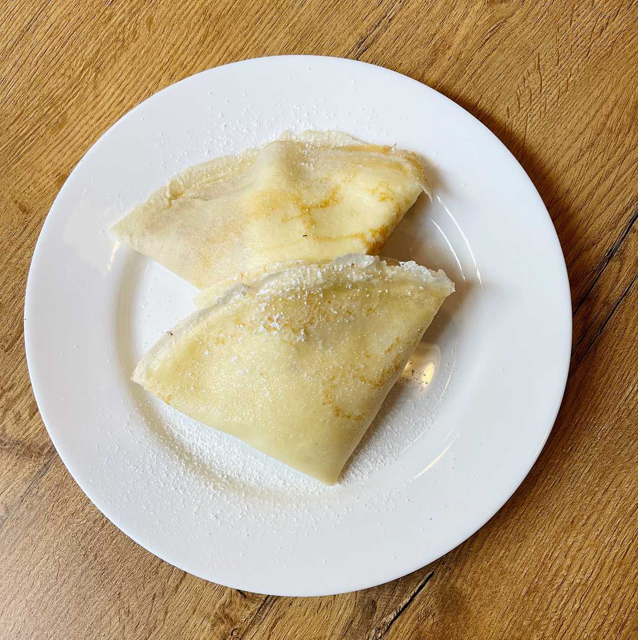 Homemade Pancakes with Freshly Roasted Apples (2 pcs)