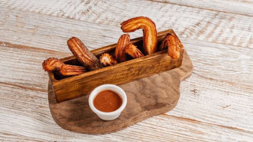 CHURROS WITH SUGAR AND CINNAMON
