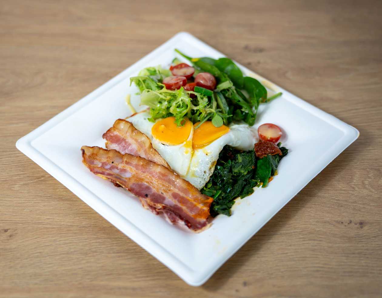 Po Prostu Breakfast with Spinach