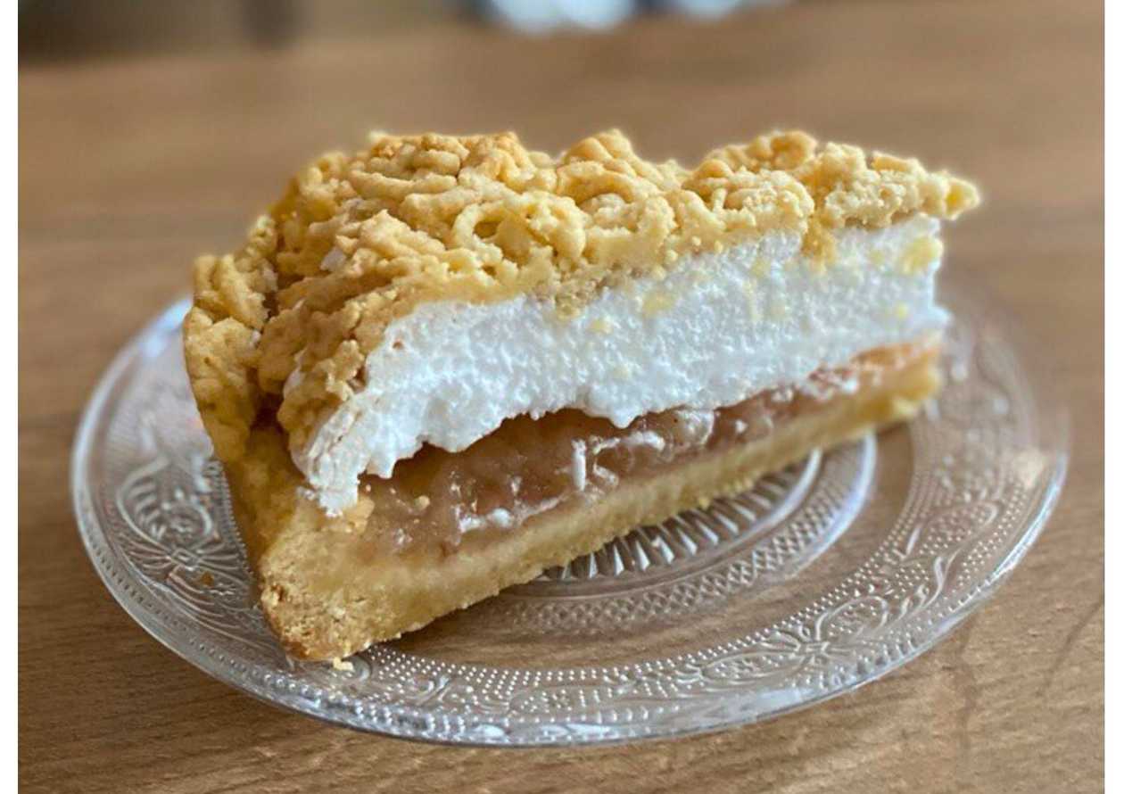 Apple Pie Under a Meringue