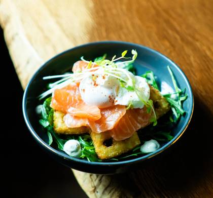 Hash brown bowl salmon
