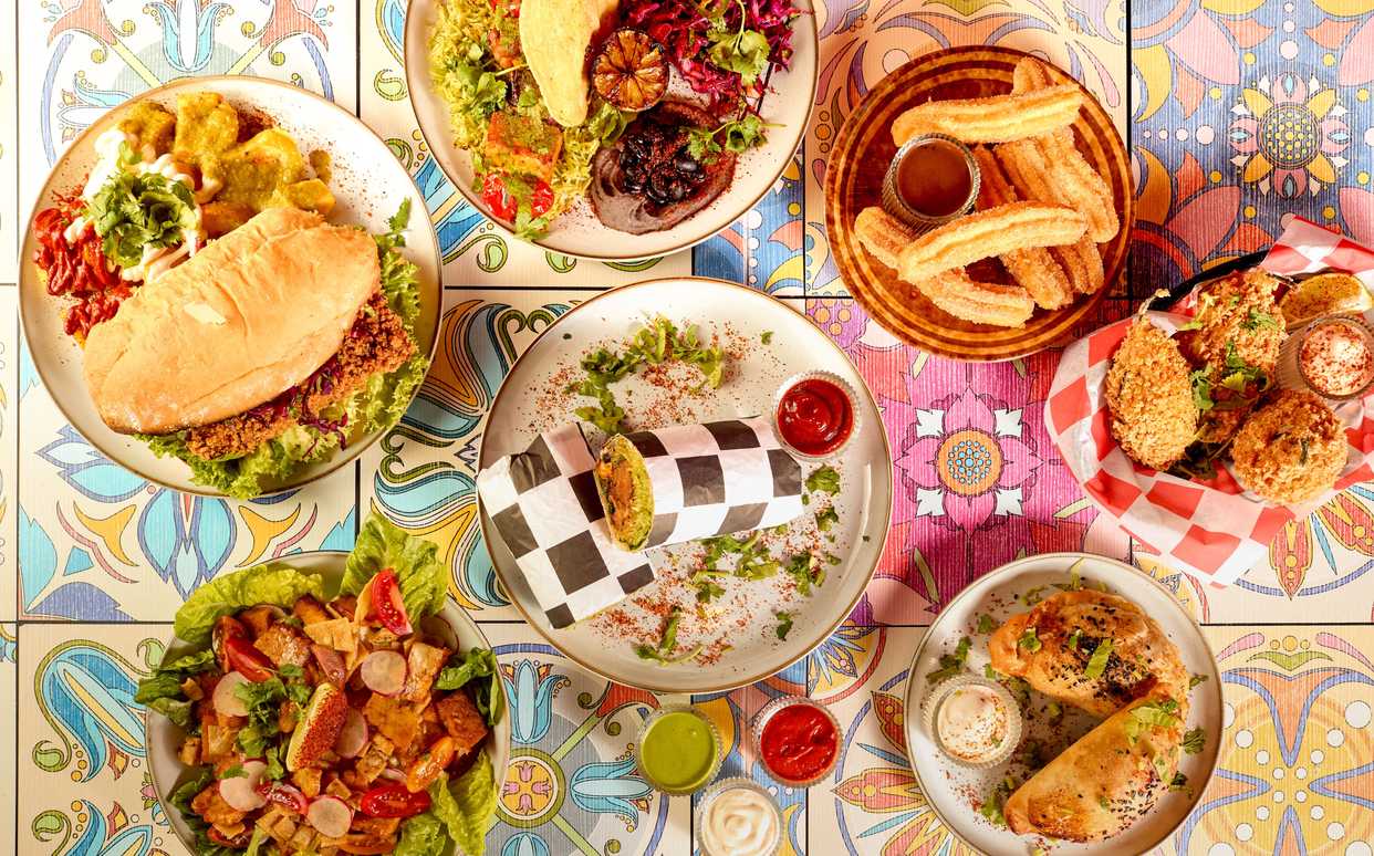 COCO Lounge - Food, Cocktails & Shisha