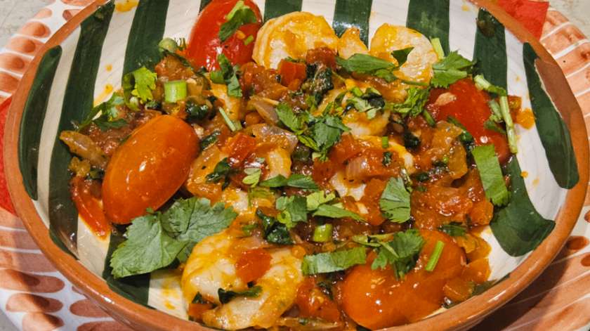 Shrimps in olive oil, slightly spicy