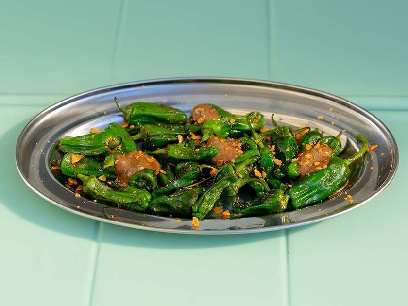 Padrón Peppers With Negro Aioli Sauce (Dostawa)