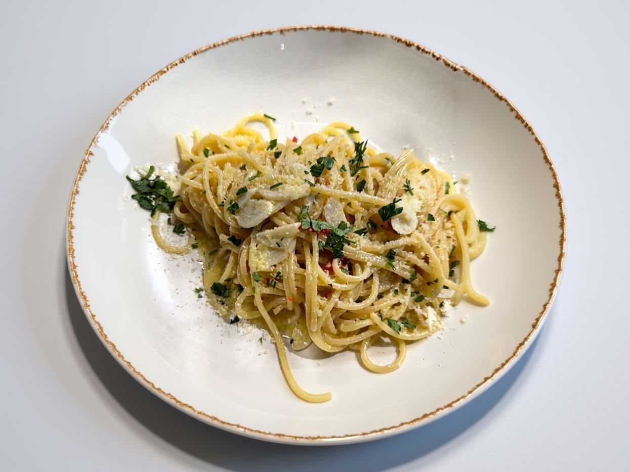 Spaghetti aglio, olio e peperoncino