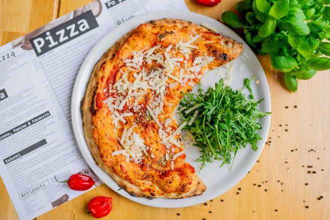 Calzone z ricottą i salame napoli
