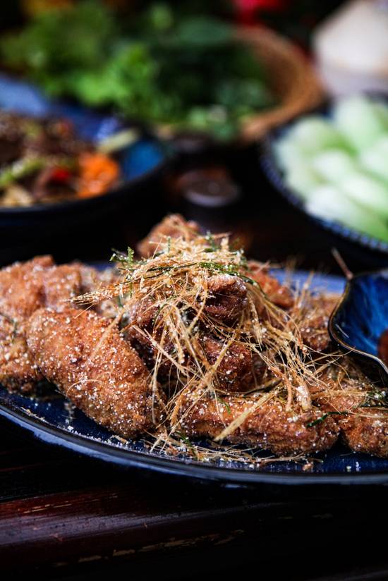Canh Ga Rang Muoi