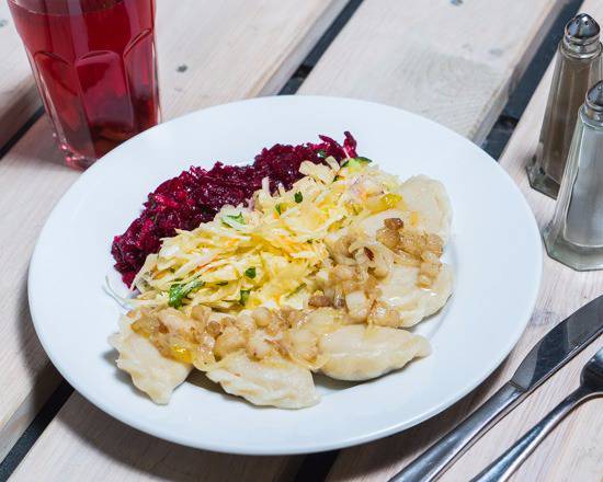Pierogi z Mięsem (5 sztuk) i Zupa