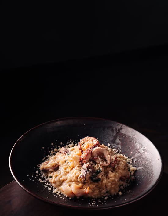 Risotto ze Szpinakiem i Owocami Morza