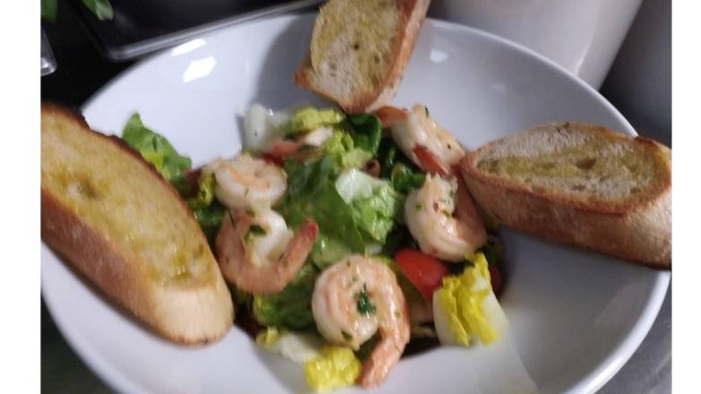 Insalata con Gamberi