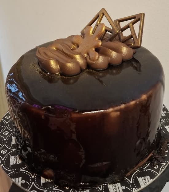 Tort czekoladowy (ok. 800g)