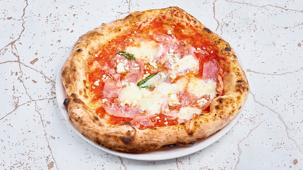 Calzone cotto e ricotta otwarte