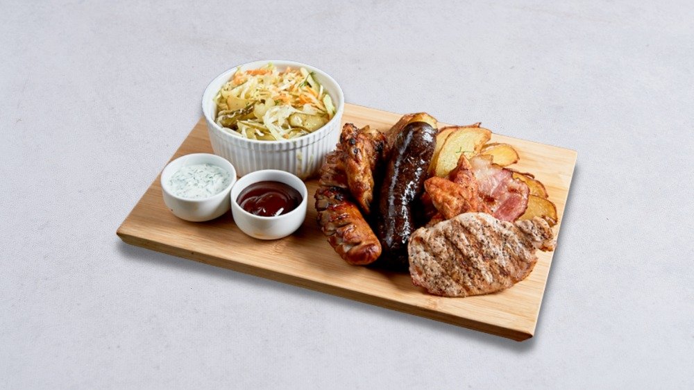 Półmisek mięs grillowanych