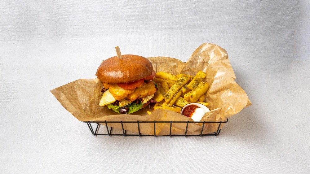 Halloumi burger