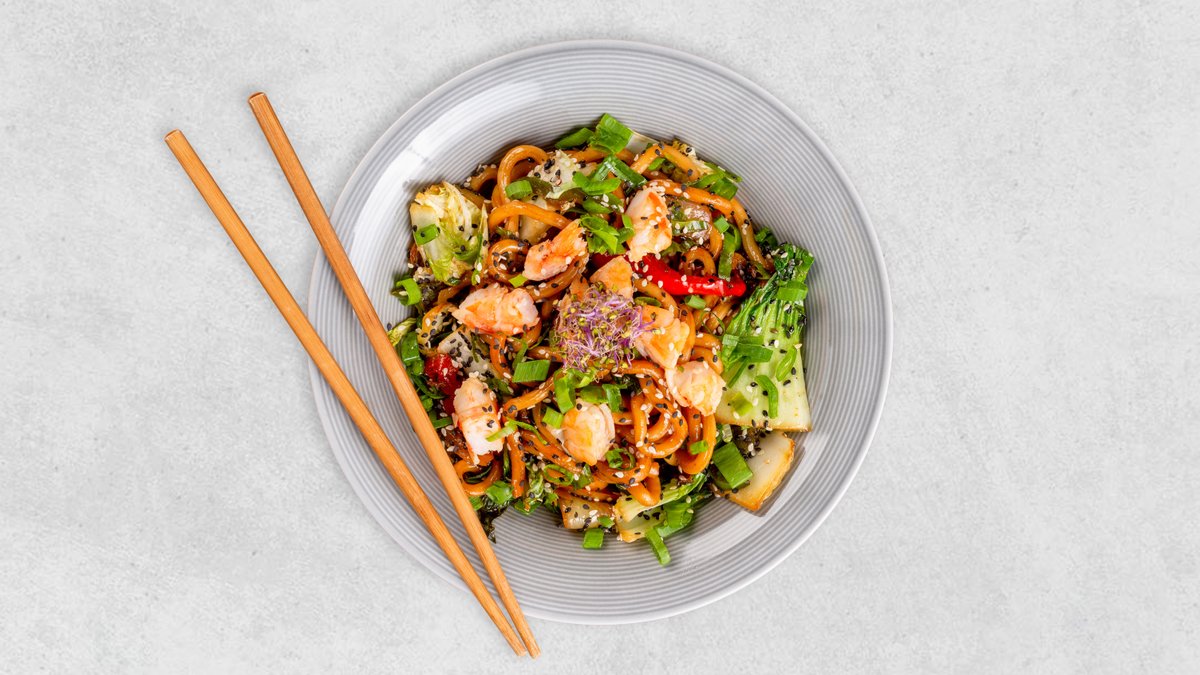 Yaki udon krewetki
