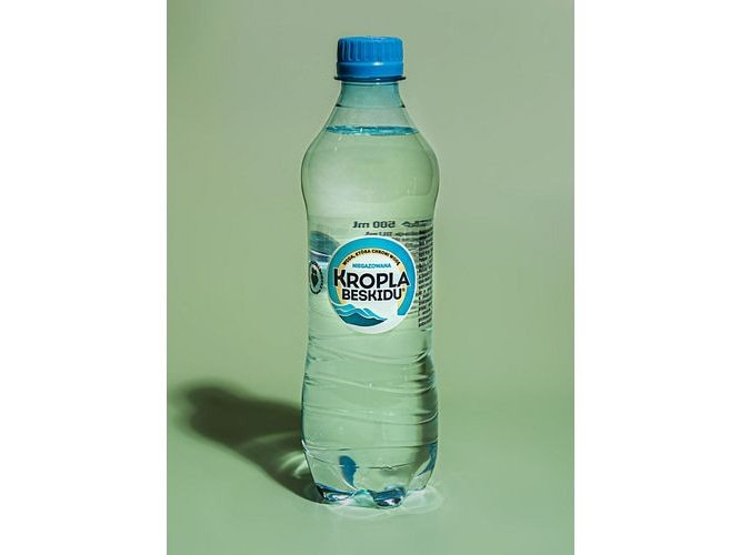 Woda niegazowana 0,5l