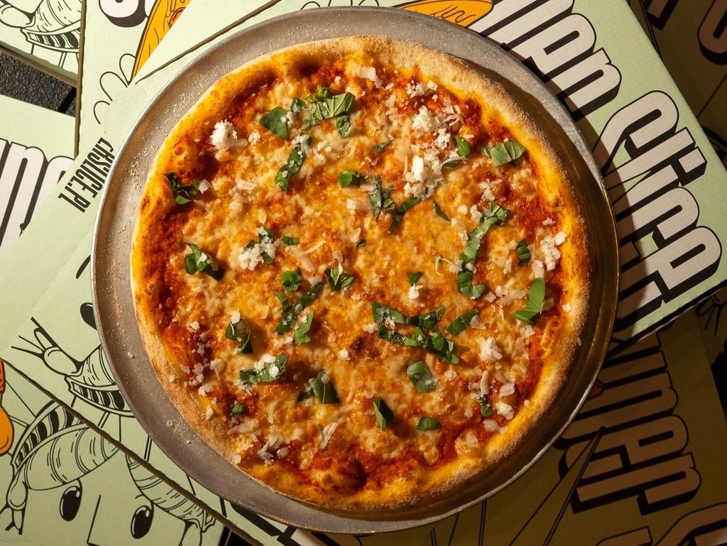 Cheese Basil 32cm